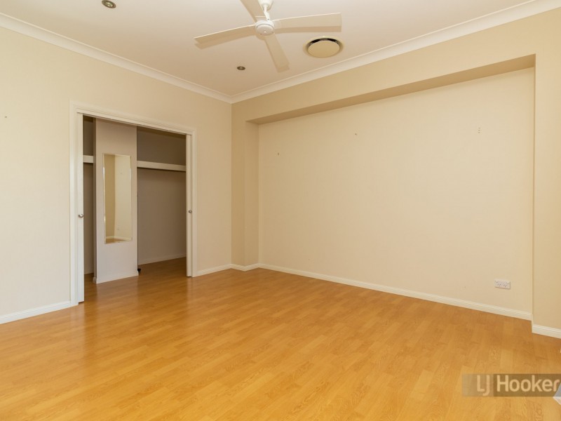 24 Maryland Drive, Regents Park QLD 4118
