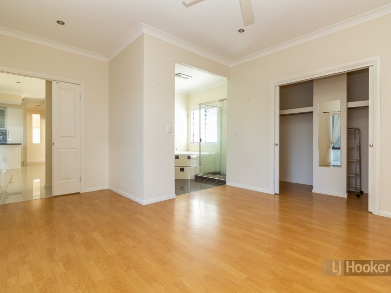 24 Maryland Drive, Regents Park QLD 4118