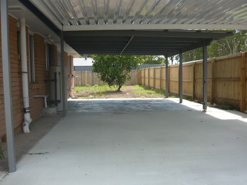 18 Pinelands Street, Loganlea QLD 4131