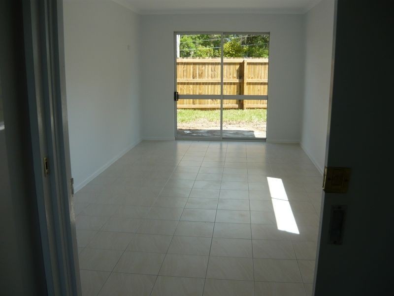 18 Pinelands Street, Loganlea QLD 4131