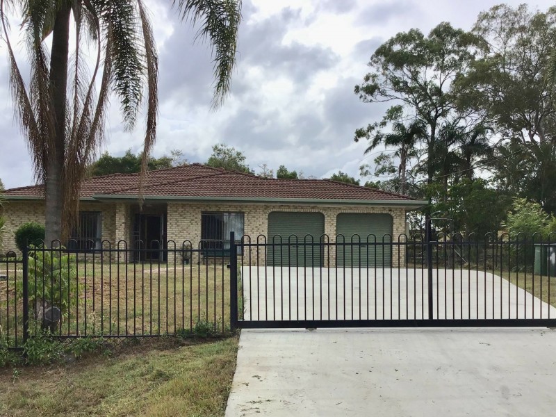 1 Executive Drive, Park Ridge QLD 4125