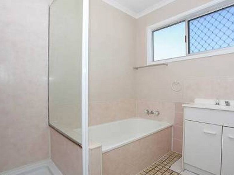 12 Waters Street, Waterford West QLD 4133