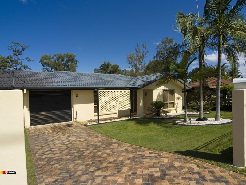 17 Bennett Drive, Regents Park QLD 4118