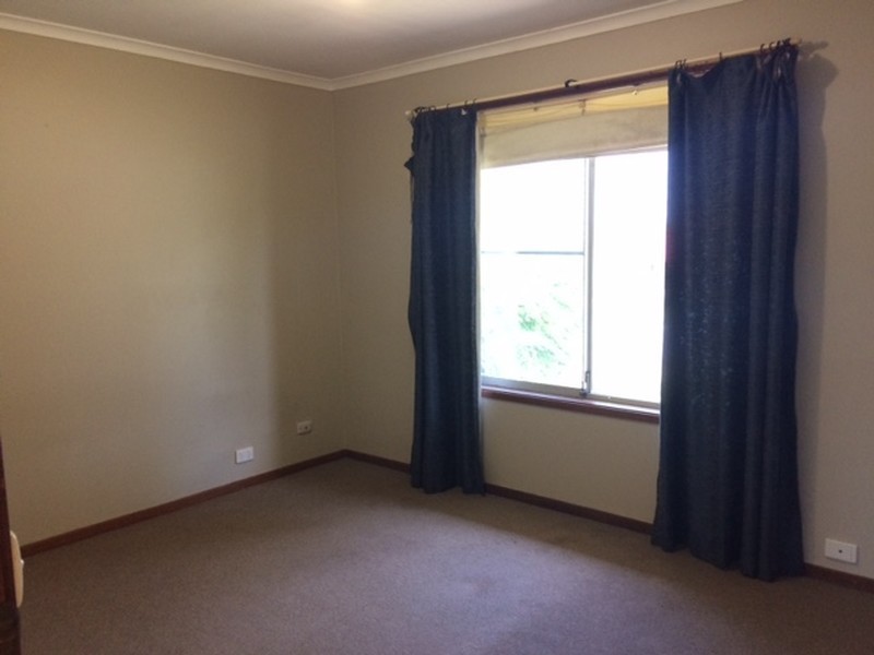 24 Dorachus Drive, Regents Park QLD 4118