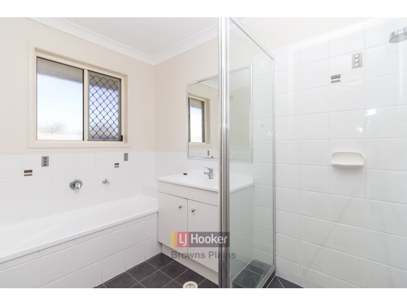 69 Parklands Drive, Boronia Heights QLD 4124