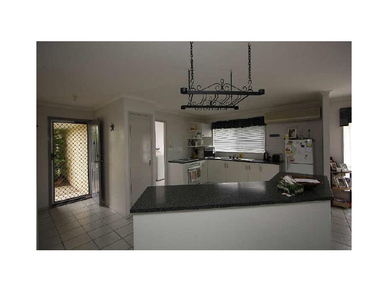23 Gumview Close, Regents Park QLD 4118