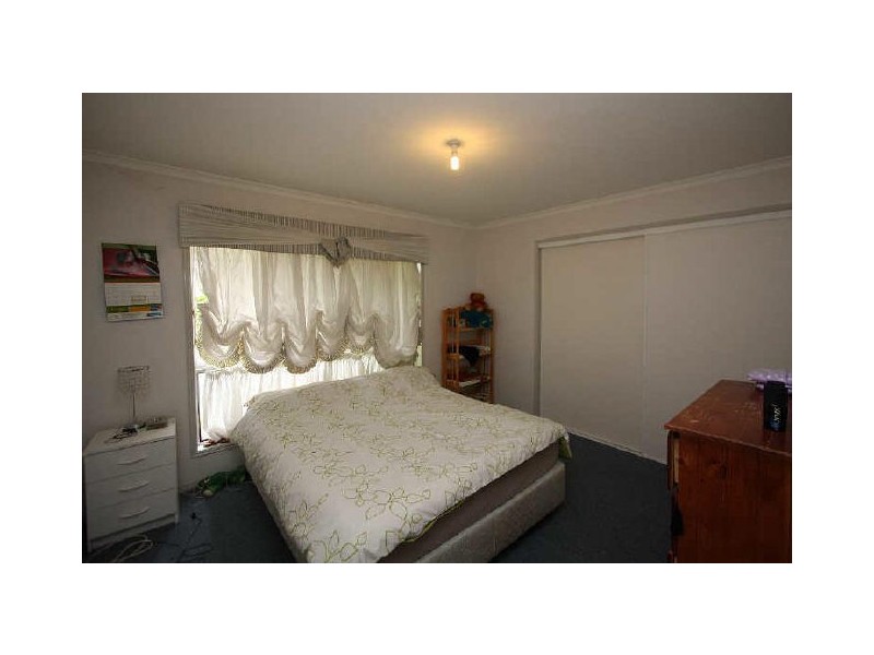 23 Gumview Close, Regents Park QLD 4118
