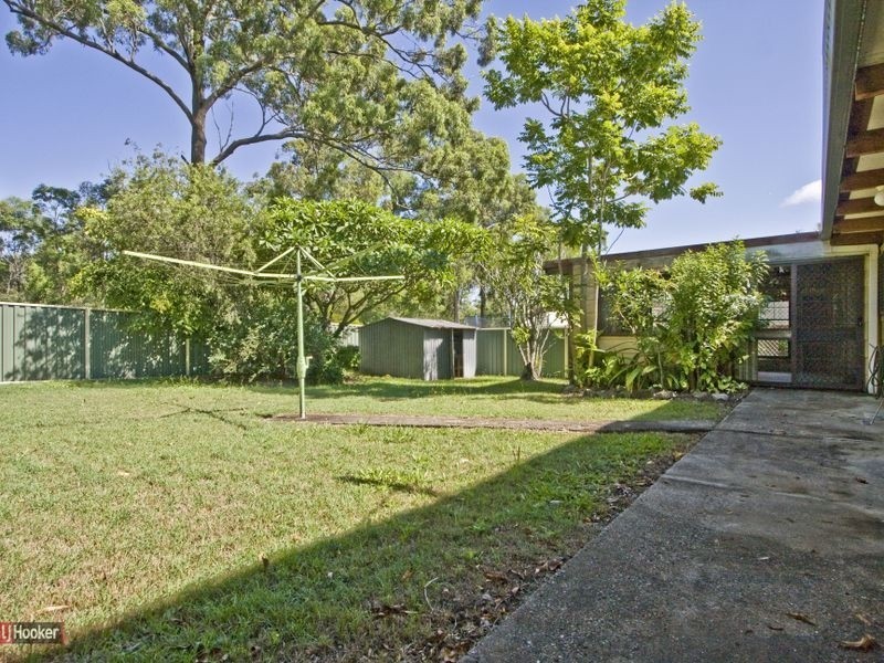 14 Pine Street, Hillcrest QLD 4118