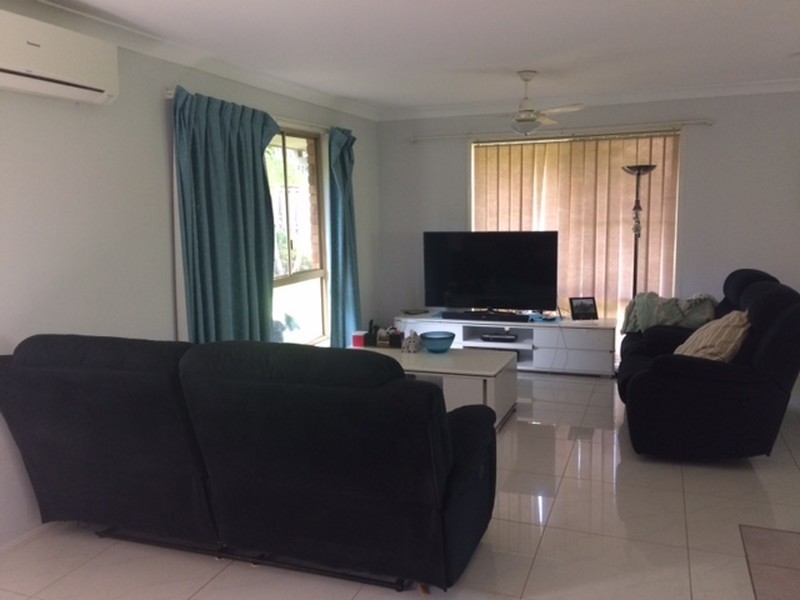 25 Moneghetti Place, Calamvale QLD 4116