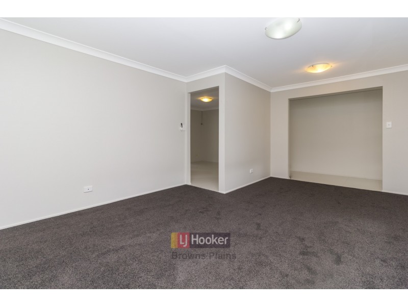 46 Dracon Street, Regents Park QLD 4118