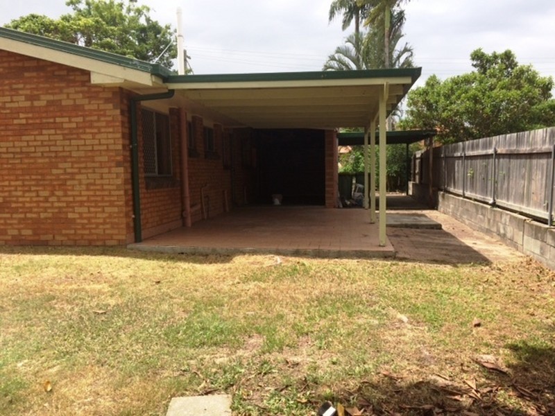 34 Bywater Street, Hillcrest QLD 4118