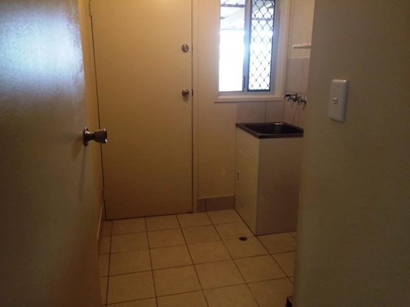 34 Bywater Street, Hillcrest QLD 4118