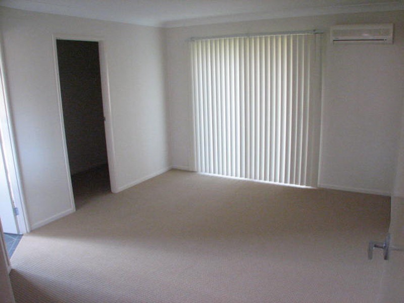 11 Lahore Street, Crestmead QLD 4132