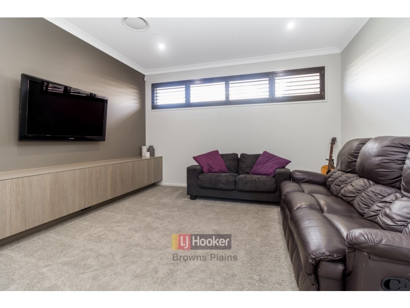 48 Stoneleigh Reserve Boulevard, Logan Reserve QLD 4133