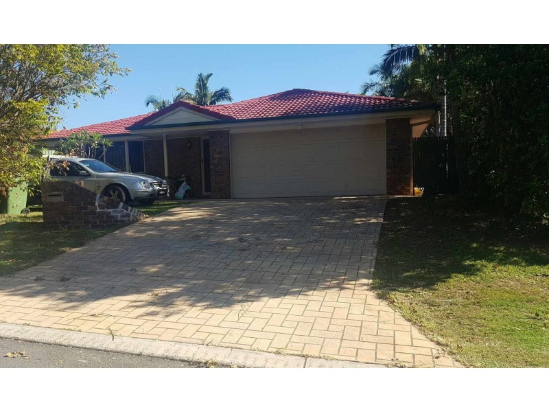 29 Regal Drive, Regents Park QLD 4118