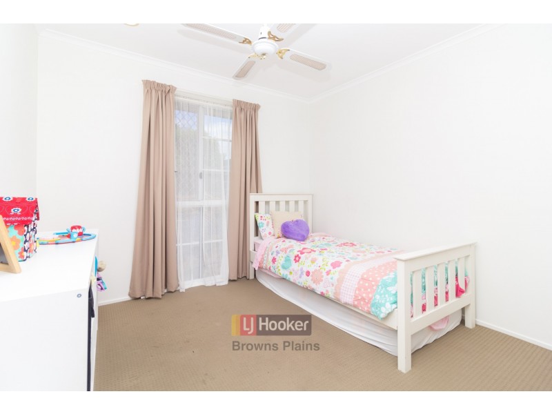 101 Middle Road, Hillcrest QLD 4118
