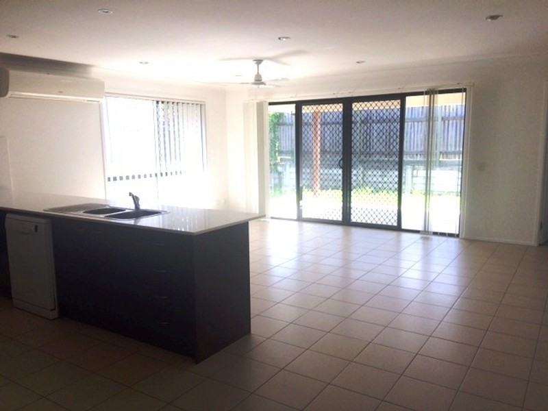 28 Fairweather Street, Berrinba QLD 4117