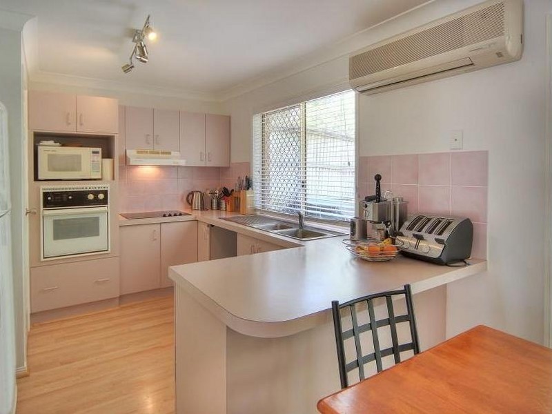 60 Settlers Circuit, Forest Lake QLD 4078