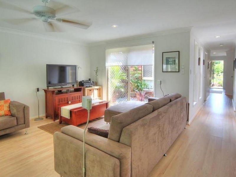 60 Settlers Circuit, Forest Lake QLD 4078