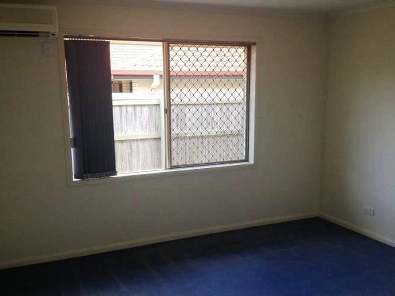 37 The Parkway, Stretton QLD 4116