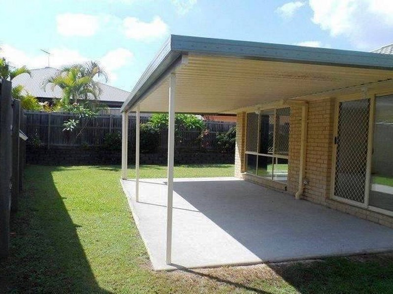 37 The Parkway, Stretton QLD 4116