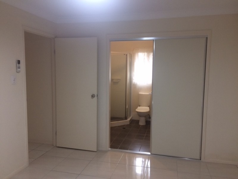 79 Fifth Avenue, Marsden QLD 4132