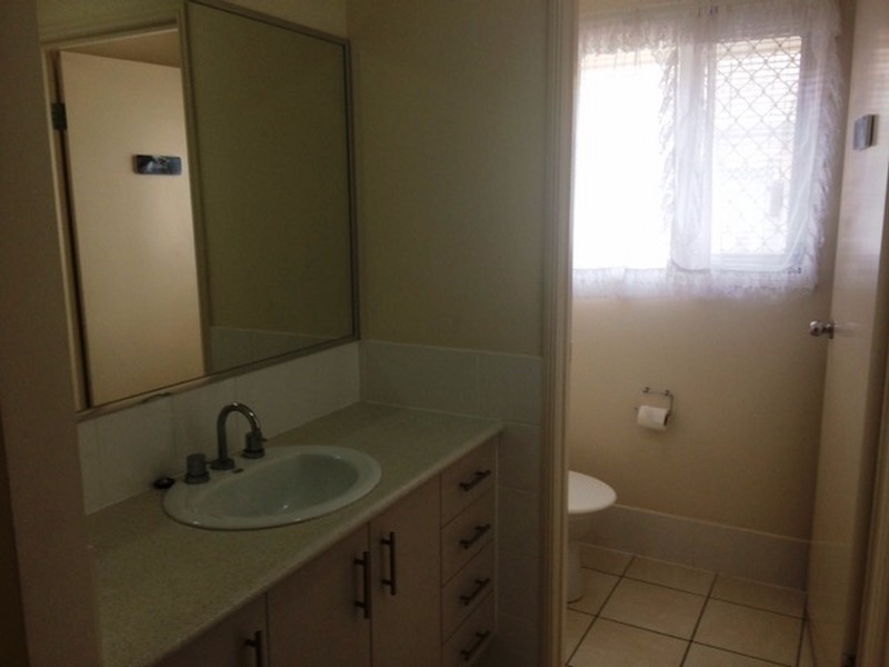 79 Fifth Avenue, Marsden QLD 4132