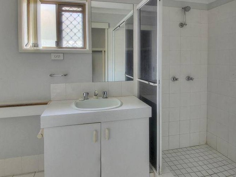 53 St Johns Way, Boronia Heights QLD 4124