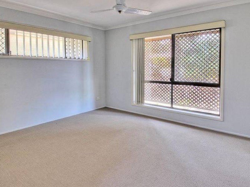 53 St Johns Way, Boronia Heights QLD 4124