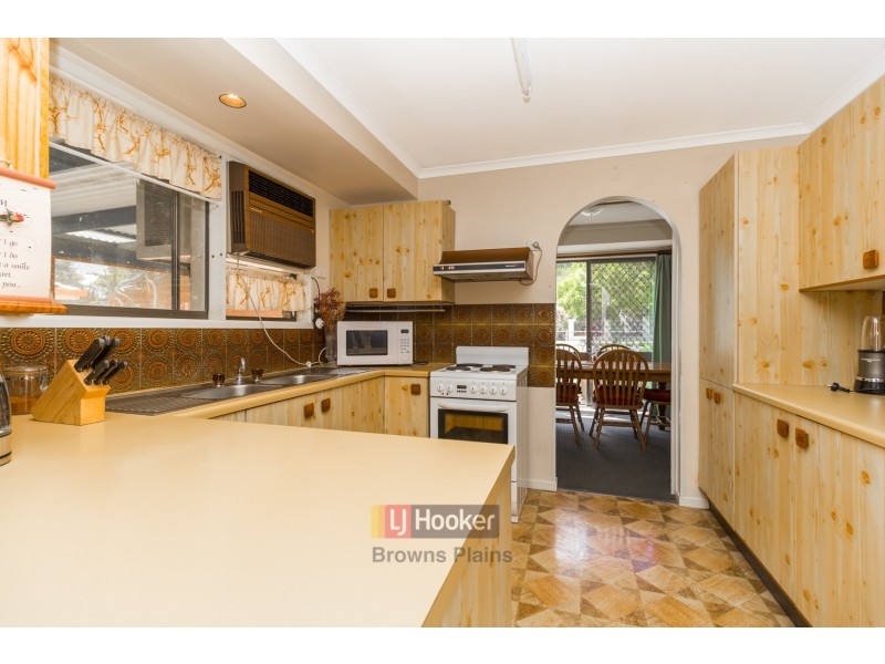 28 Bluegum Drive, Marsden QLD 4132