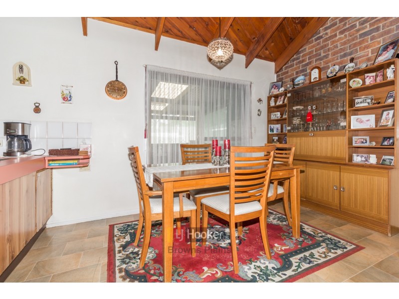 26 St Johns Way, Boronia Heights QLD 4124