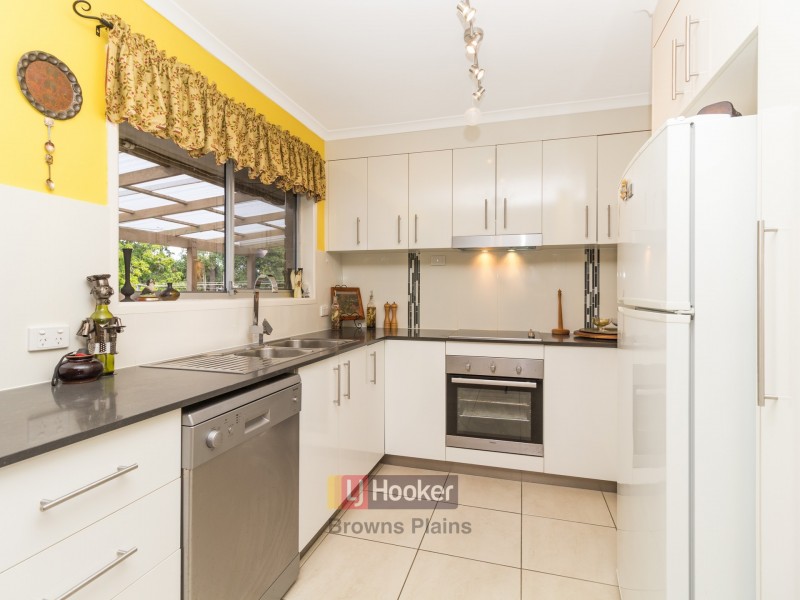 6 Tamara Street, Marsden QLD 4132