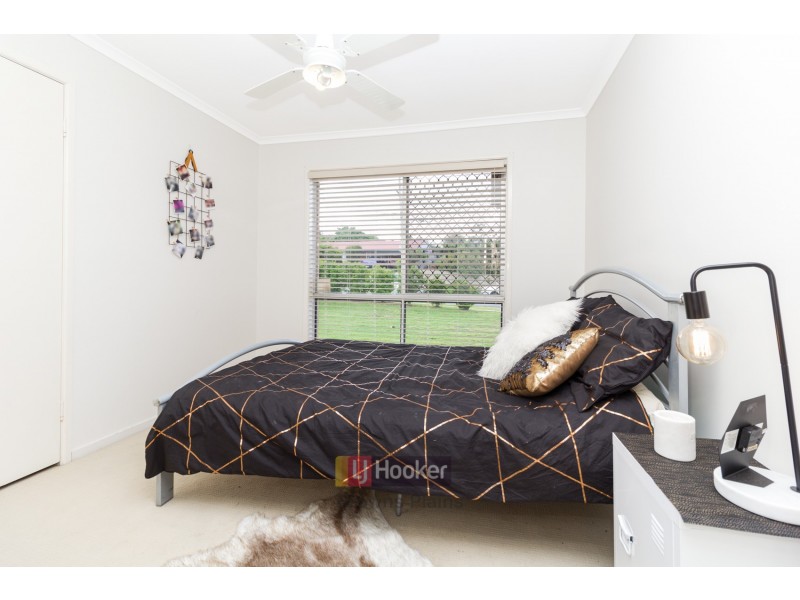 39 Conifer Street, Hillcrest QLD 4118