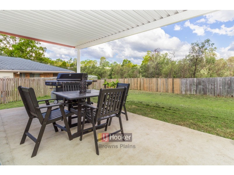 39 Conifer Street, Hillcrest QLD 4118