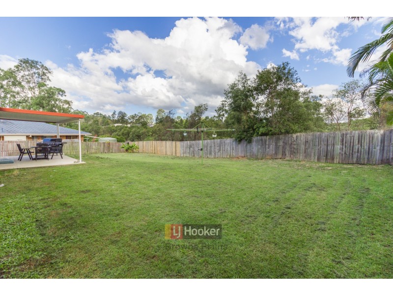 39 Conifer Street, Hillcrest QLD 4118
