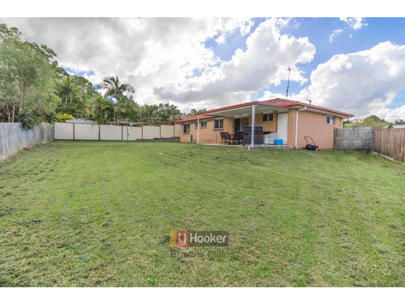 39 Conifer Street, Hillcrest QLD 4118