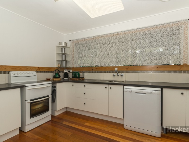 15 Lawson Street, Woodridge QLD 4114