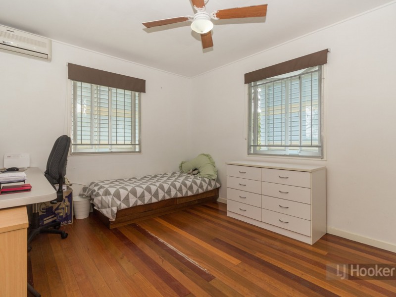 15 Lawson Street, Woodridge QLD 4114