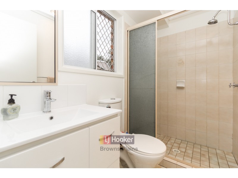 66 Hives Road, North Maclean QLD 4280