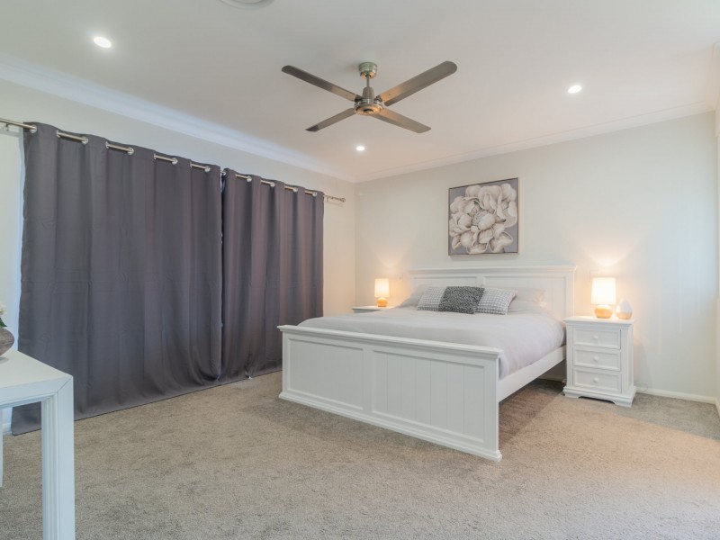 9 Pandanus Court, Regents Park QLD 4118