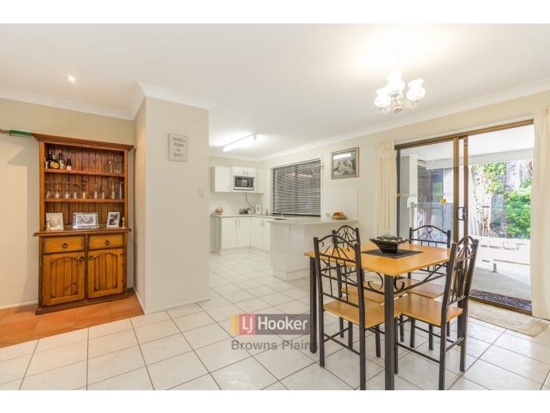 1 Peverell Street, Hillcrest QLD 4118