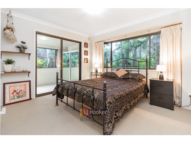 1 Peverell Street, Hillcrest QLD 4118