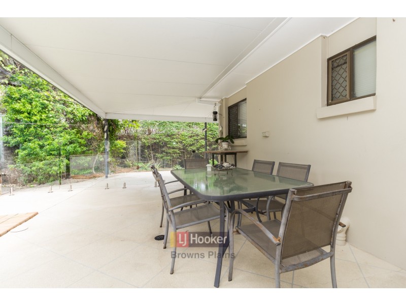 1 Peverell Street, Hillcrest QLD 4118