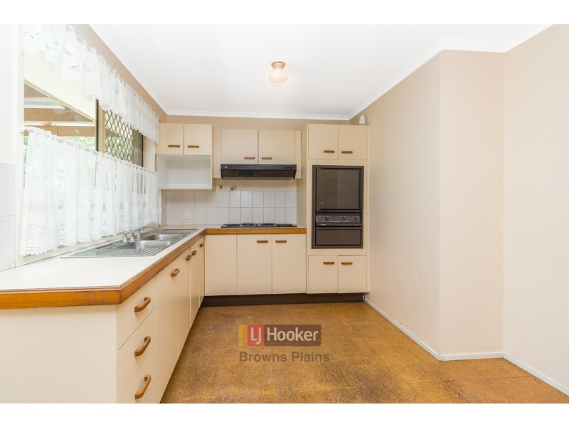 35 Hughes Street, Browns Plains QLD 4118