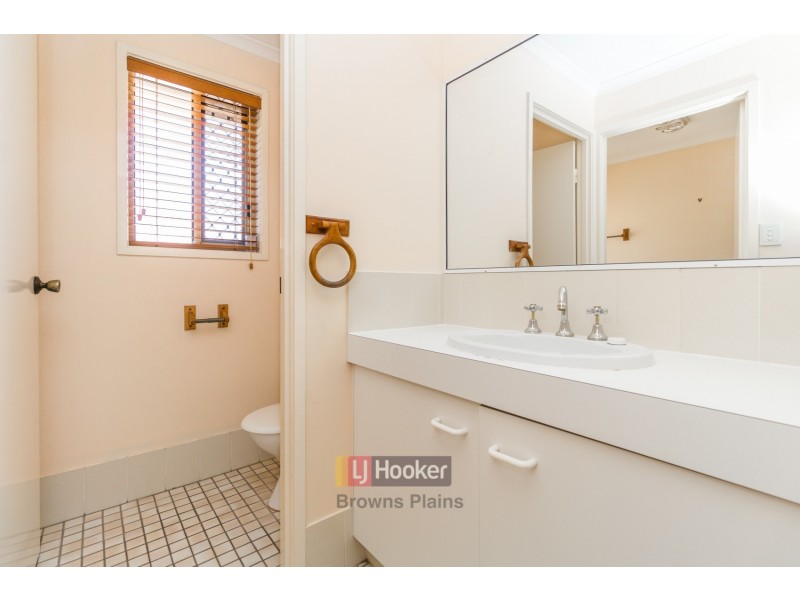 35 Hughes Street, Browns Plains QLD 4118