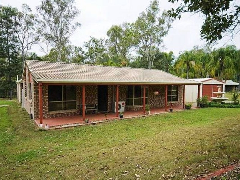 28 Grosvenor Court, Munruben QLD 4125