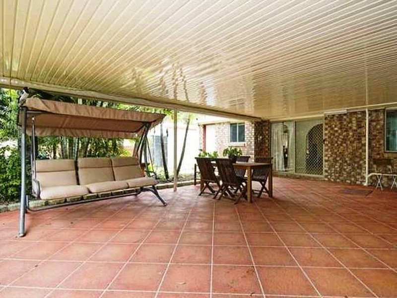 28 Grosvenor Court, Munruben QLD 4125