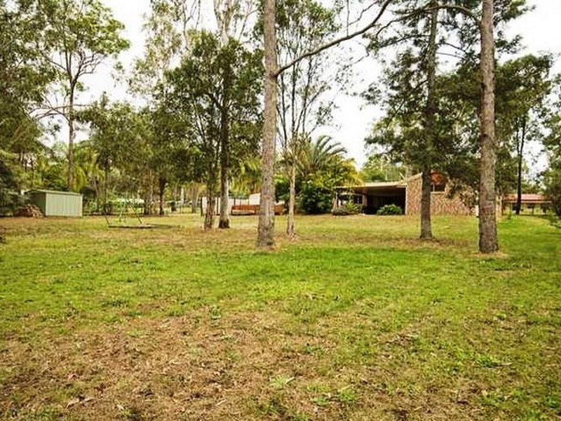 28 Grosvenor Court, Munruben QLD 4125