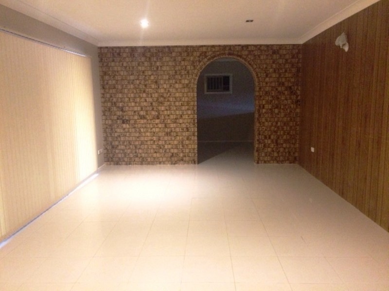 38 Blue Gum Drive, Marsden QLD 4132