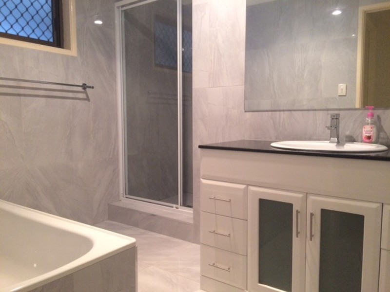 38 Blue Gum Drive, Marsden QLD 4132